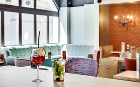 Hôtel Mercure Paris Centre Gare Montparnasse